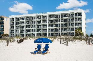 beal house fort walton beach tapestry collection by hilton