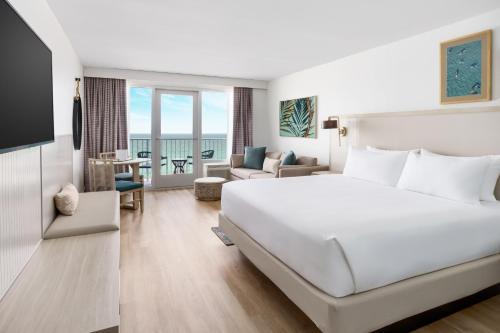 beal house fort walton beach tapestry collection by hilton