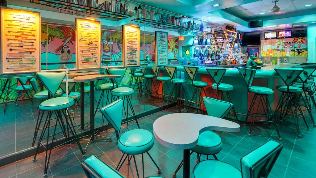 beal house fort walton beach tapestry collection by hilton