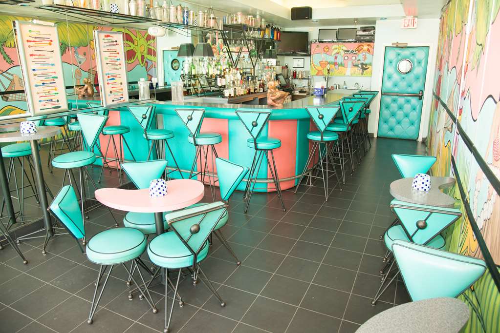 beal house fort walton beach tapestry collection by hilton