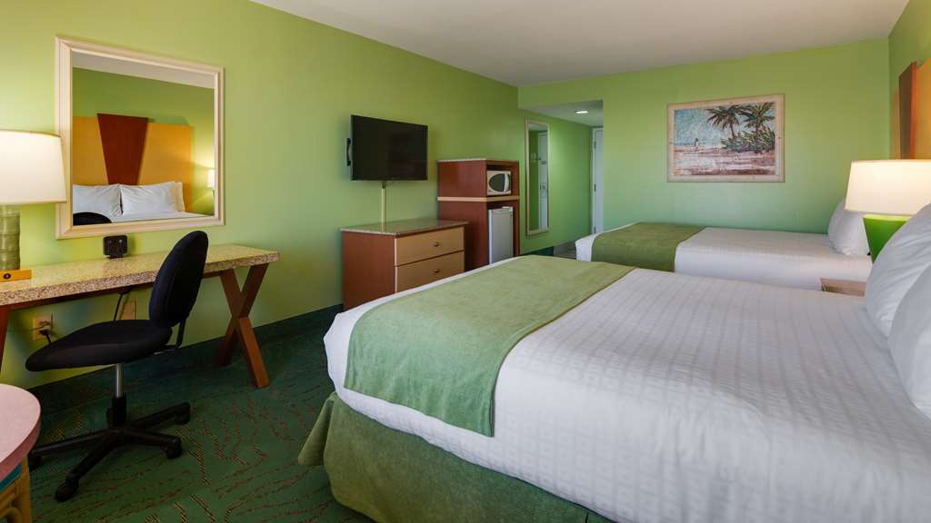 beal house fort walton beach tapestry collection by hilton