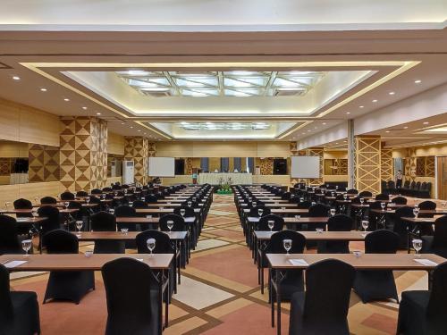 pesonna hotel makassar by airy