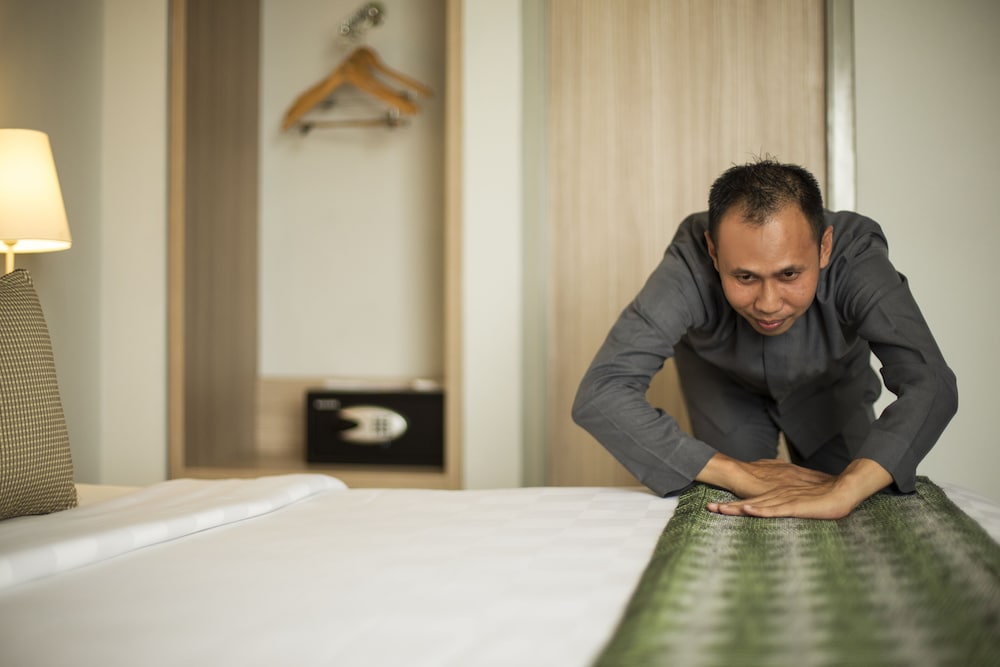 pesonna hotel makassar by airy