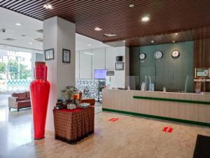 pesonna hotel makassar by airy