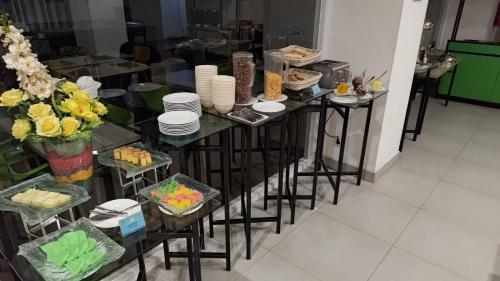 pesonna hotel makassar by airy