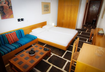 apollonia hotel apartments