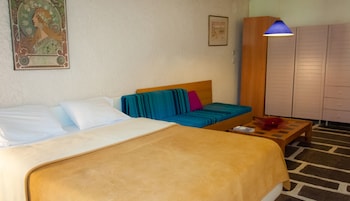 apollonia hotel apartments