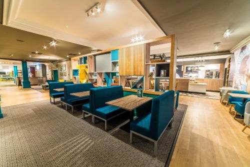 holiday inn brighouse by ihg