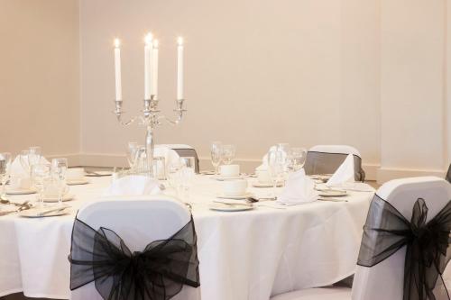 holiday inn brighouse by ihg