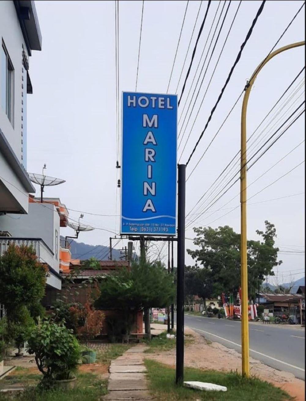 hotel marina