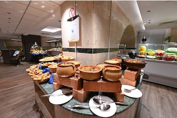 grand plaza al madina ex al salhiya tibah