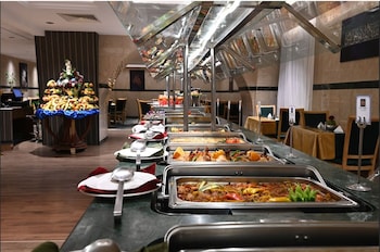 grand plaza al madina ex al salhiya tibah