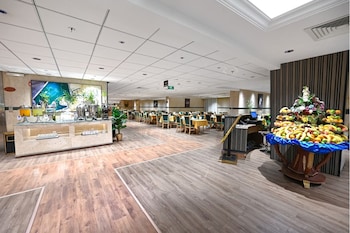 grand plaza al madina ex al salhiya tibah