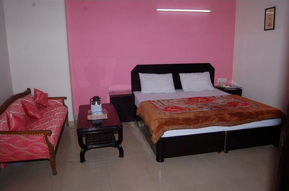 Ashoka International,Karol Bagh>>Delhi,3 star