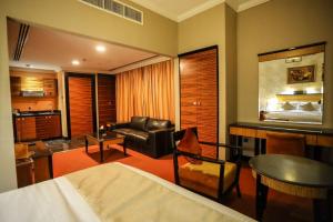 creek gate hotel baithans