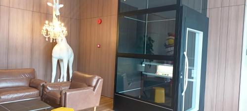 roxy hotel sri aman