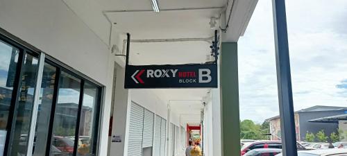 roxy hotel sri aman