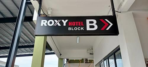 roxy hotel sri aman