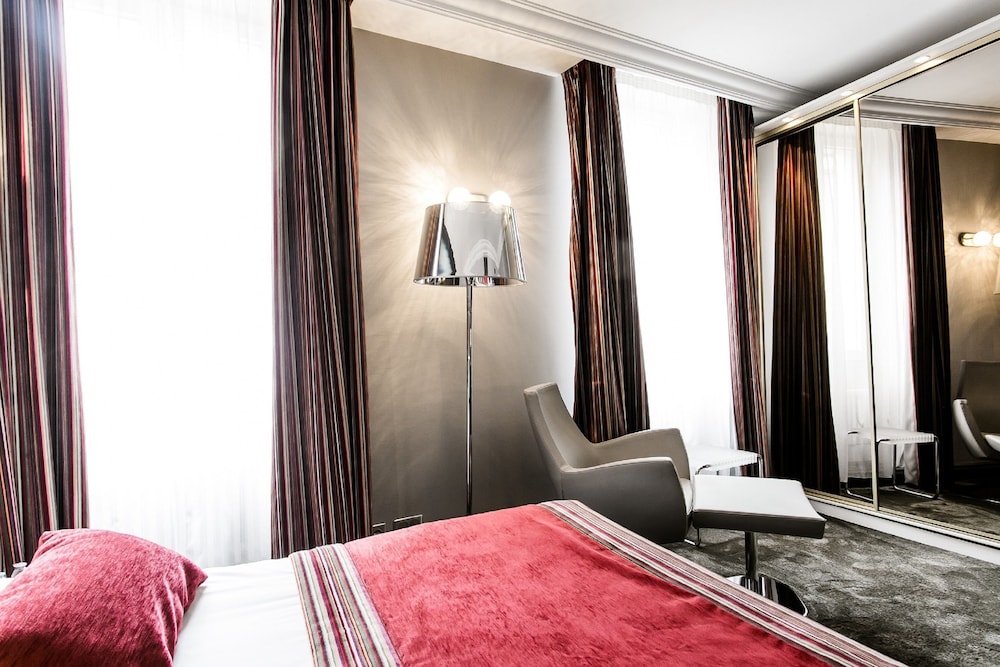 hostellerie du chapeau rouge