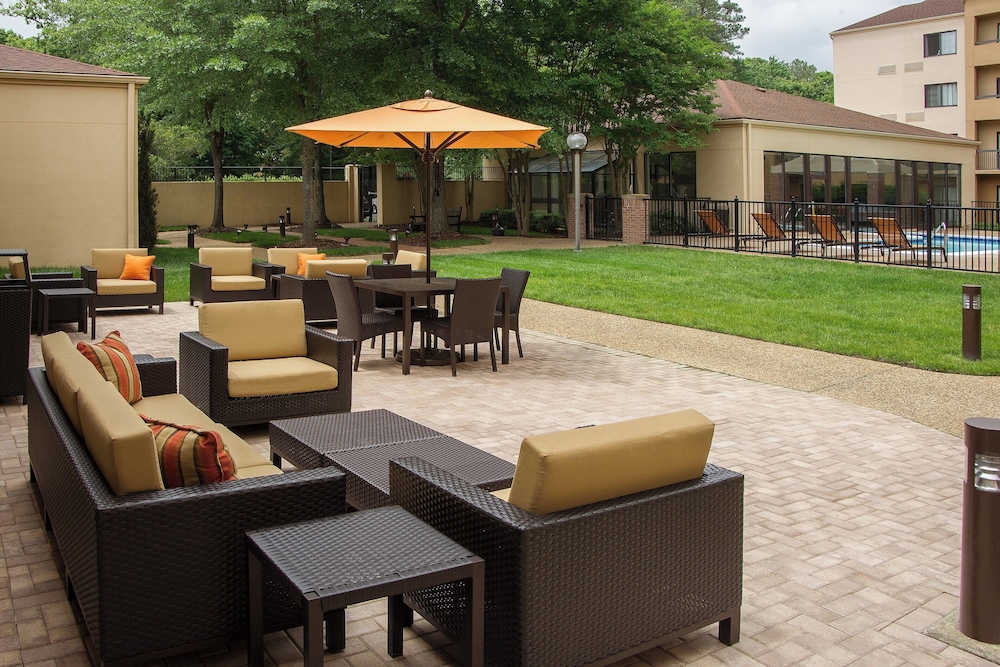 courtyard by marriott williamsburg busch gardens area
