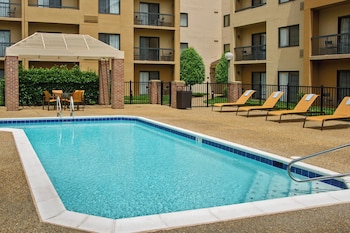 courtyard by marriott williamsburg busch gardens area