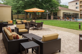 courtyard by marriott williamsburg busch gardens area