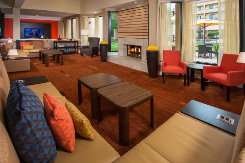 courtyard by marriott williamsburg busch gardens area
