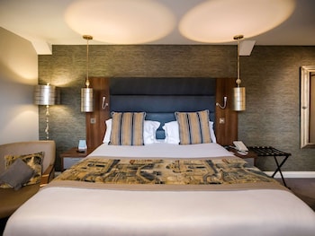 mercure milton keynes