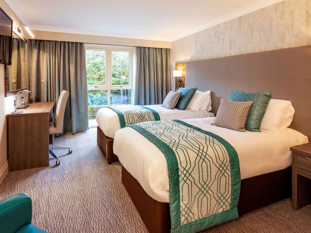 mercure milton keynes
