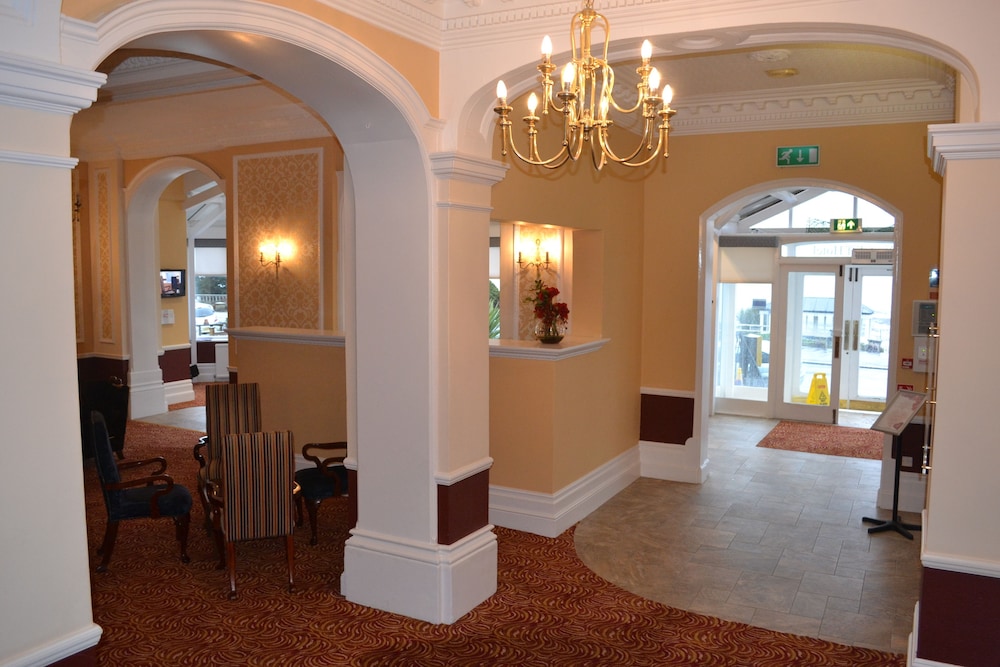 Muthu Westcliff Hotel (Near London Southend Airport),Southend-On-Sea>>Essex,3 star