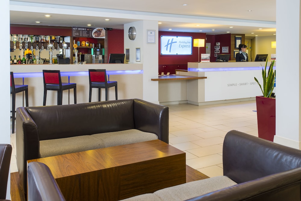 Holiday Inn Express Northampton - South By Ihg,In Northampton,4 star