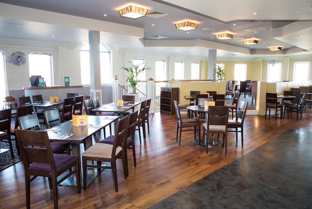 holiday inn slough windsor by ihg