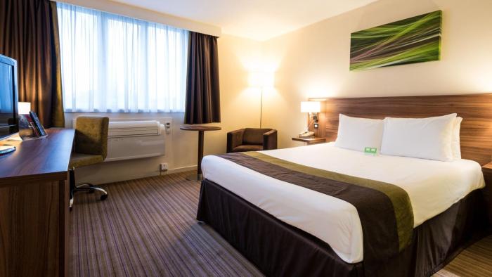 holiday inn slough windsor by ihg