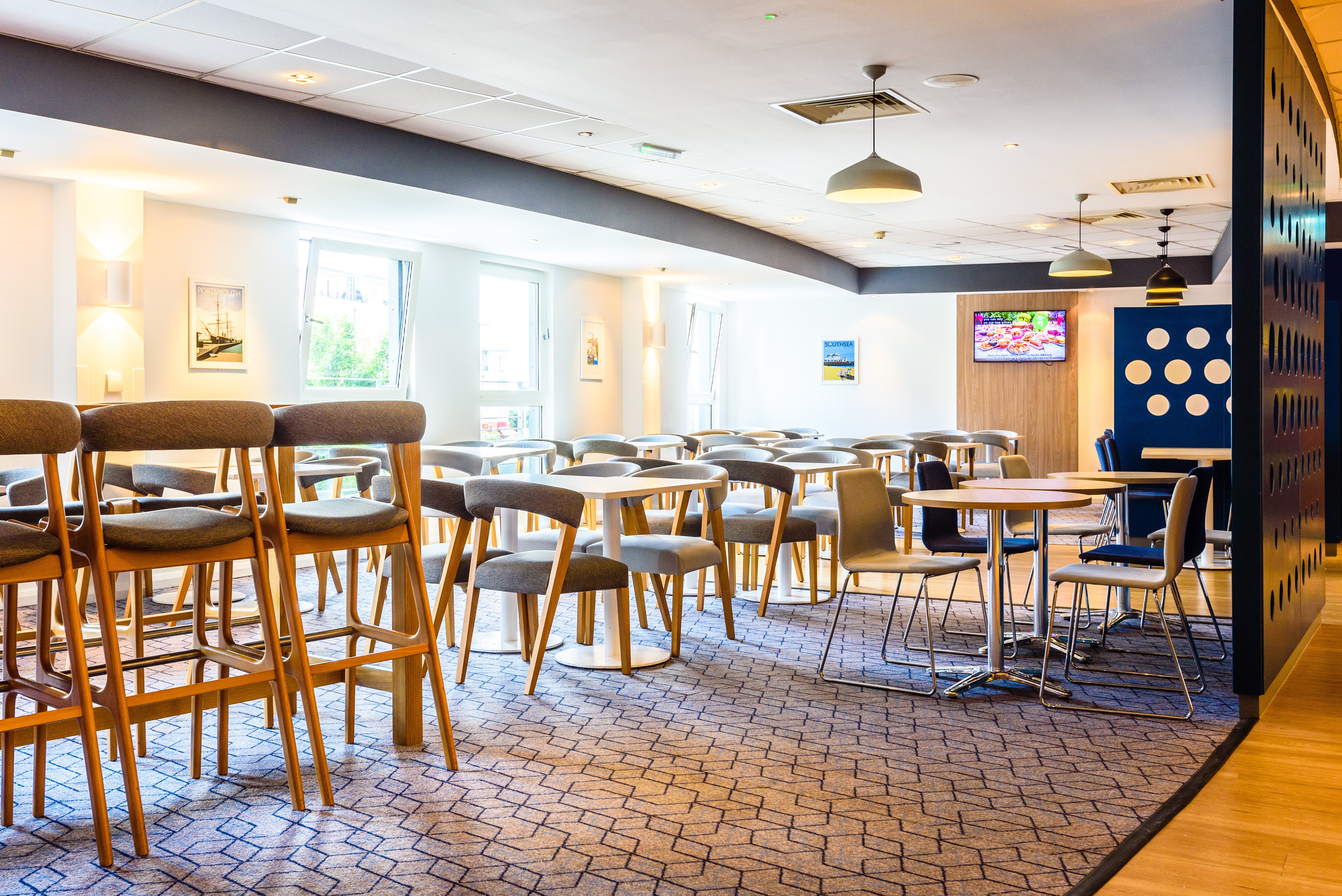 holiday inn express portsmouth gunwharf quays by ihg