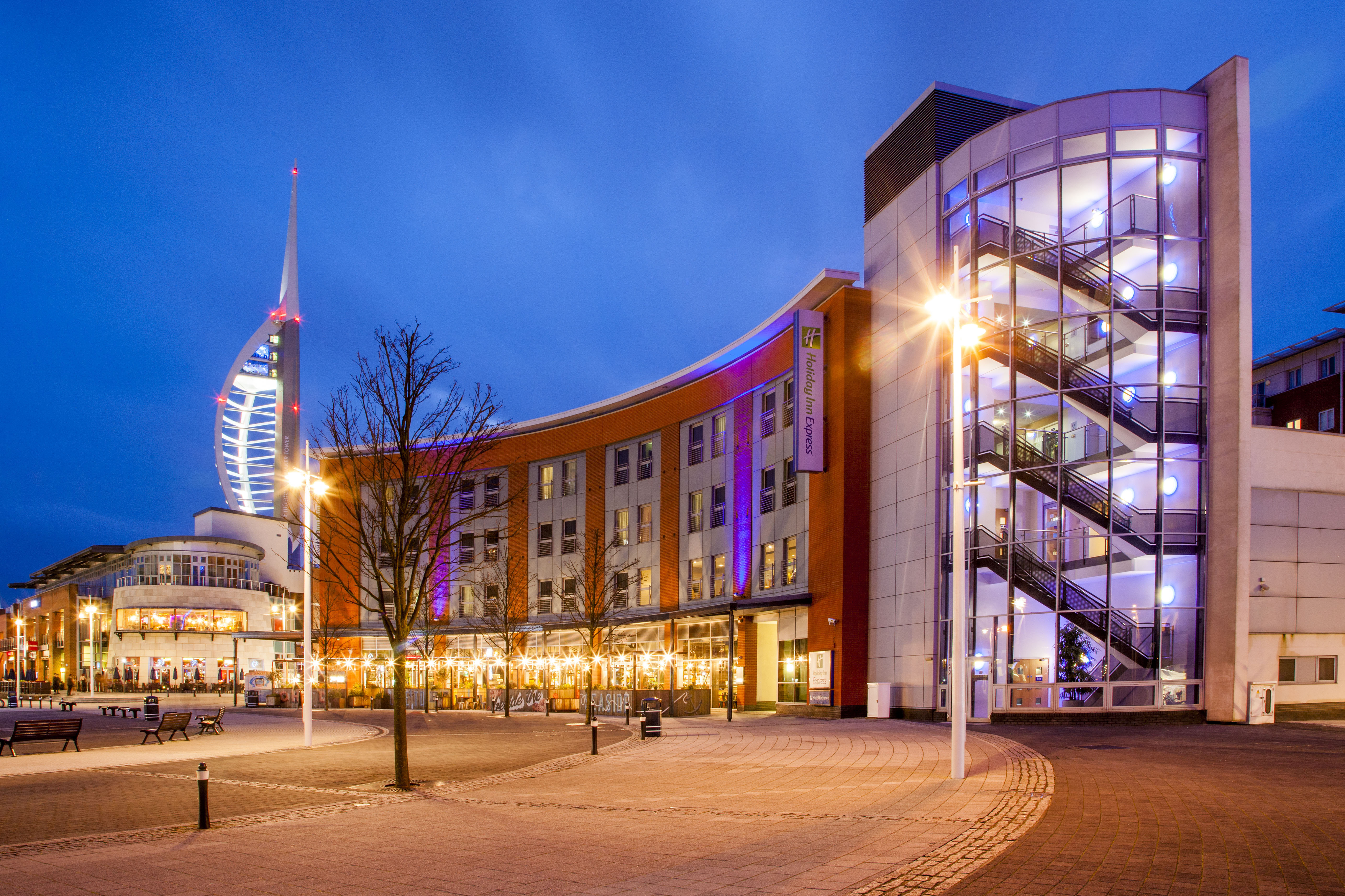holiday inn express portsmouth gunwharf quays by ihg