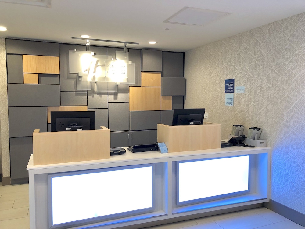holiday inn express richmond midtown by ihg