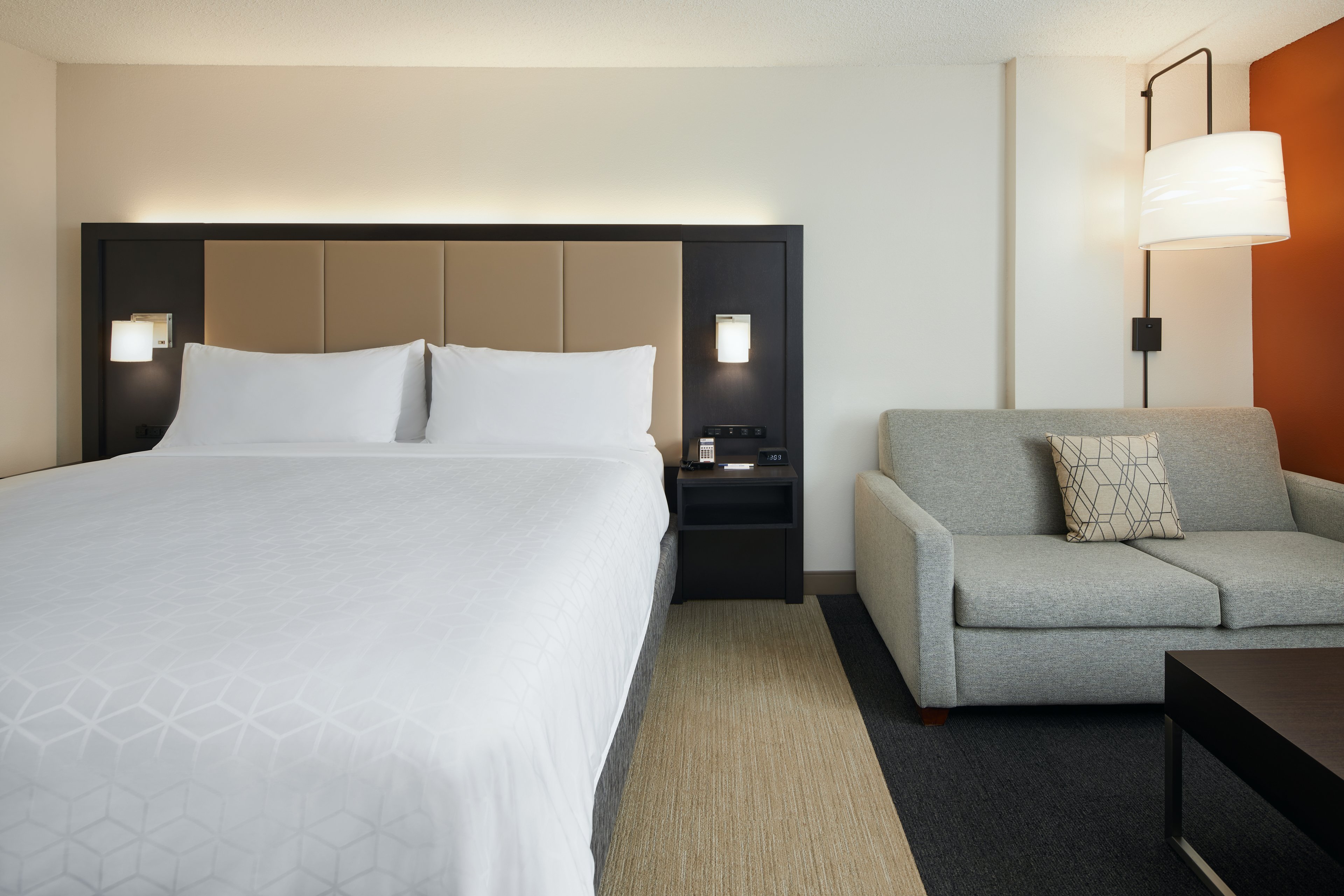 holiday inn express richmond midtown by ihg