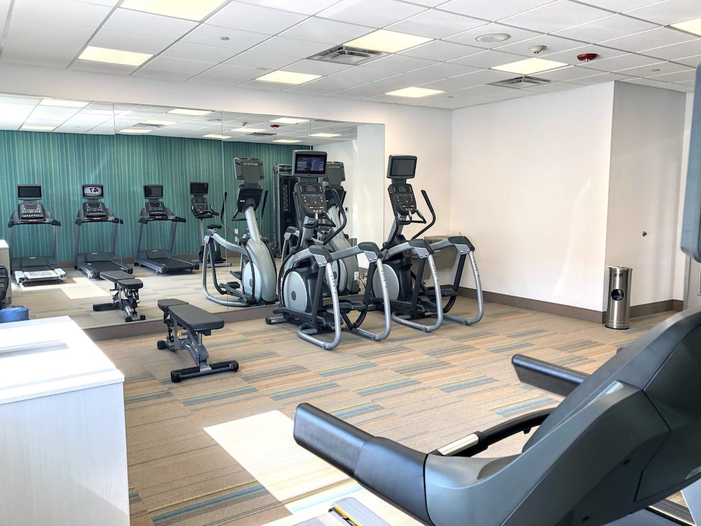 holiday inn express richmond midtown by ihg