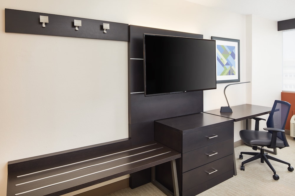 holiday inn express richmond midtown by ihg