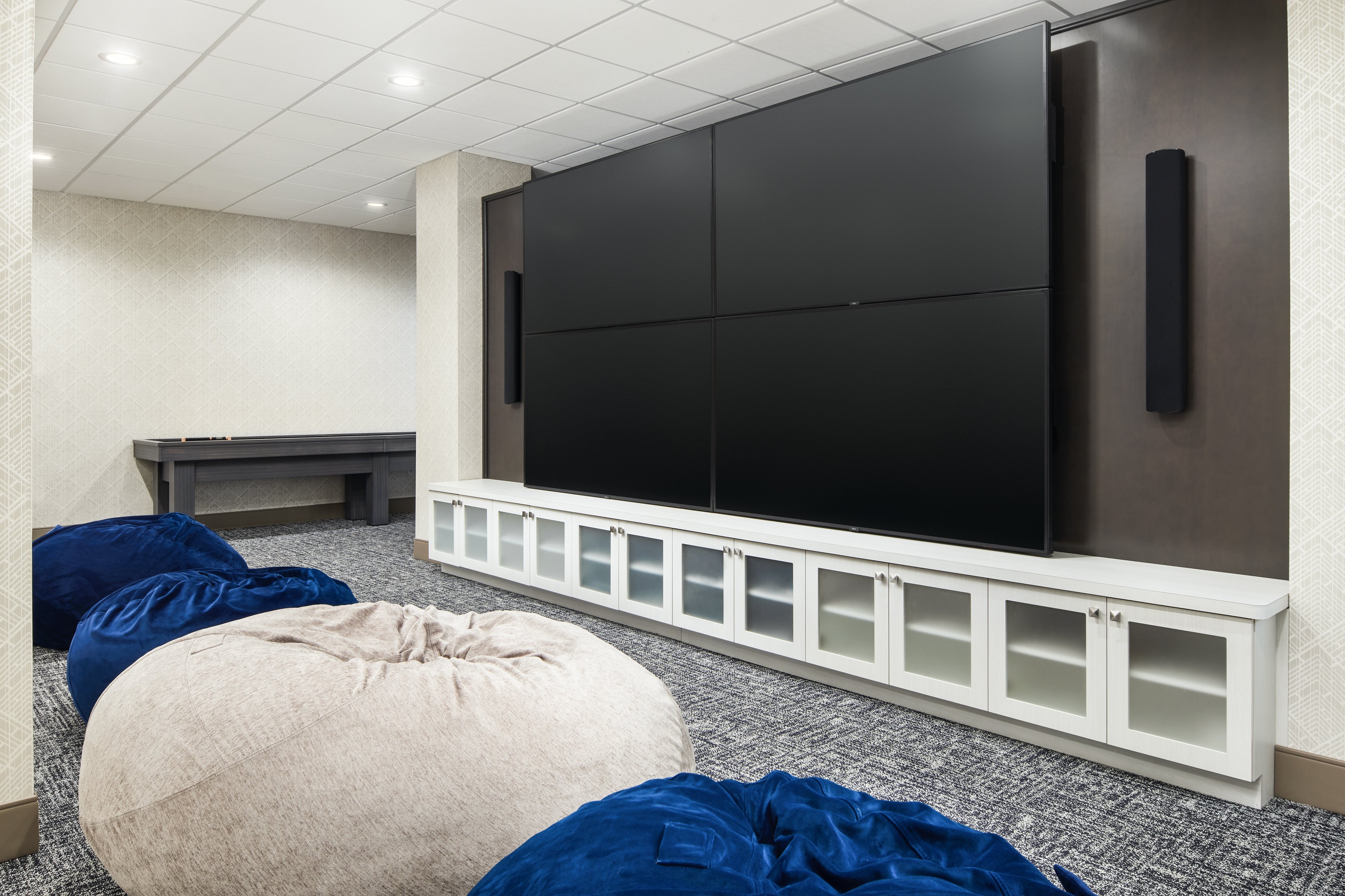holiday inn express richmond midtown by ihg