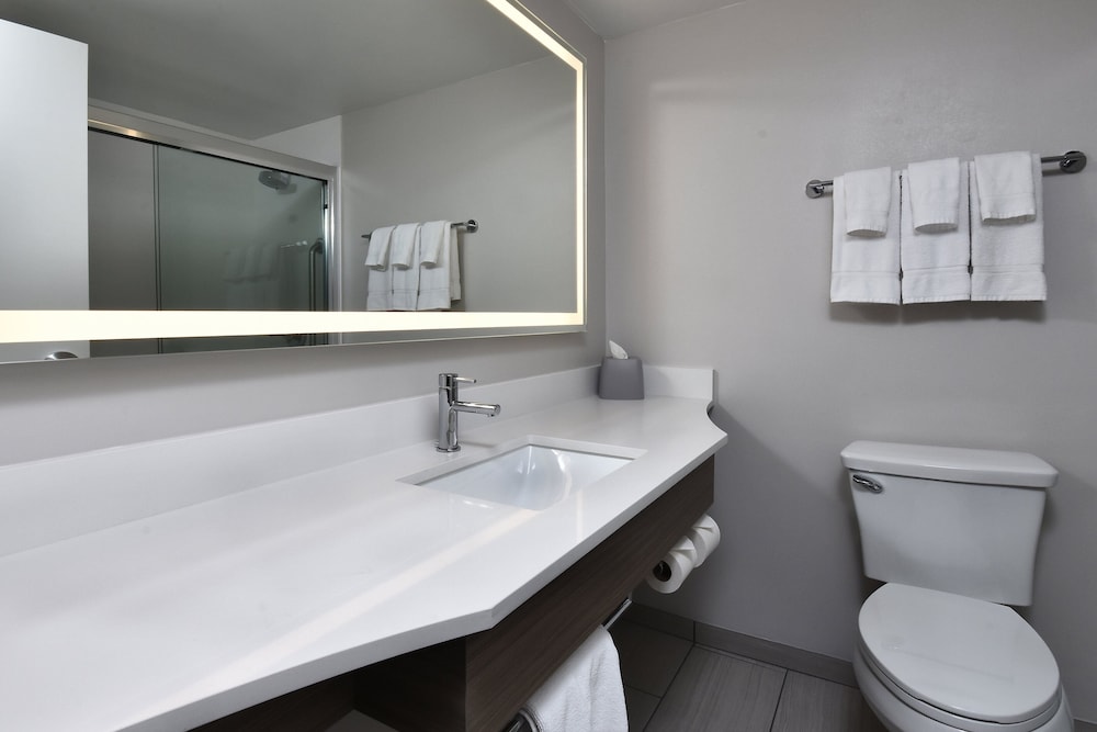 holiday inn express richmond i 64 short pump area by ihg
