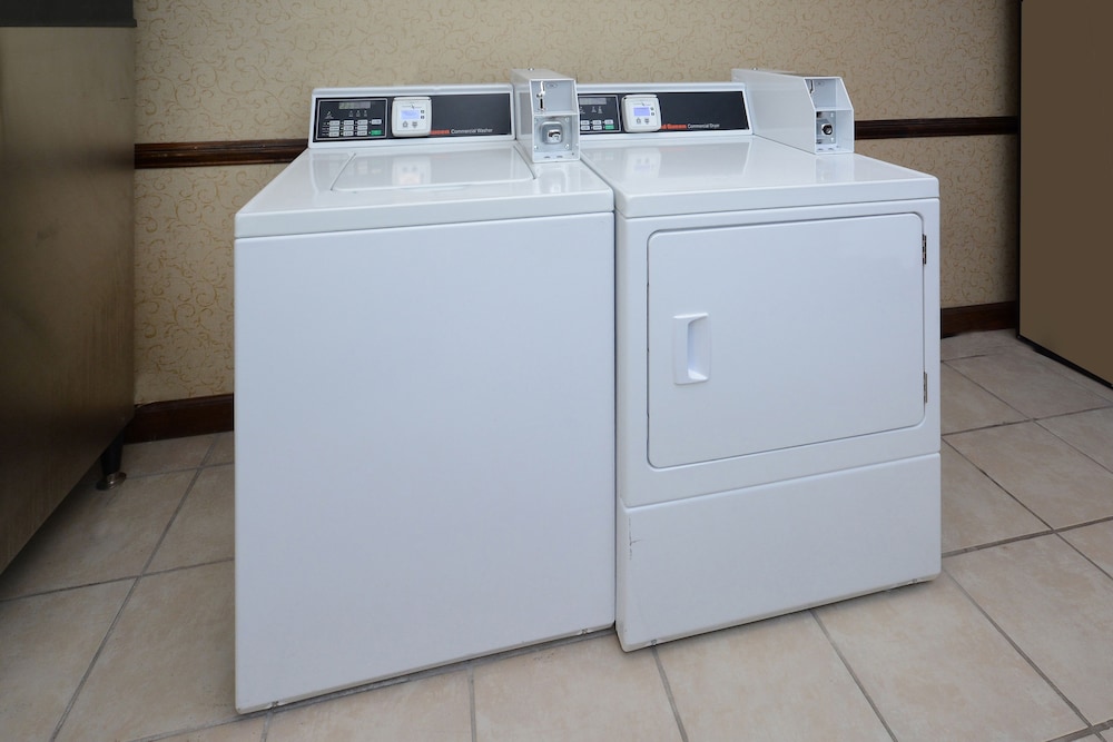 holiday inn express richmond i 64 short pump area by ihg