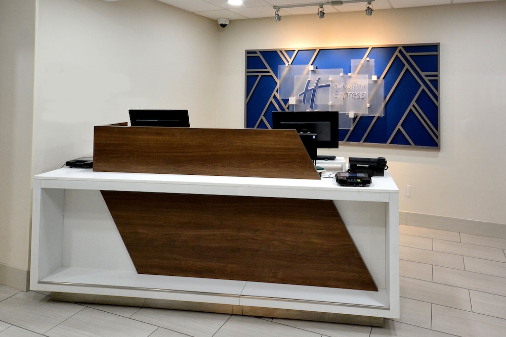 holiday inn express richmond i 64 short pump area by ihg