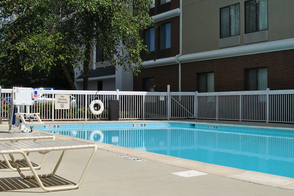 holiday inn express richmond i 64 short pump area by ihg