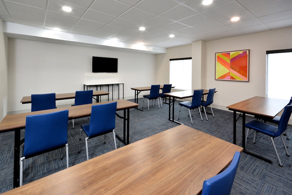 holiday inn express richmond i 64 short pump area by ihg