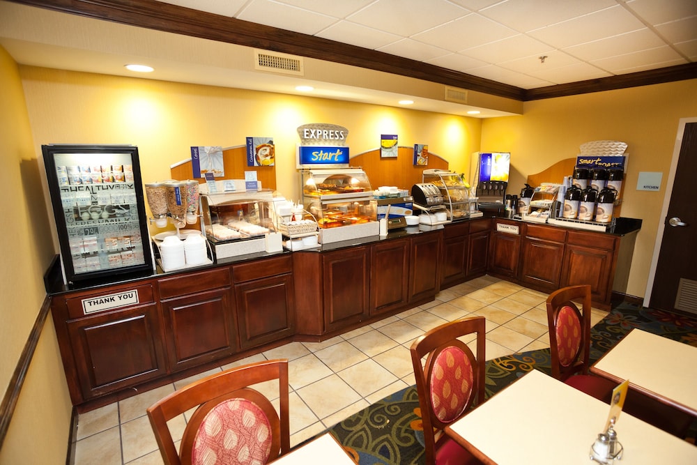 holiday inn express richmond i 64 short pump area by ihg