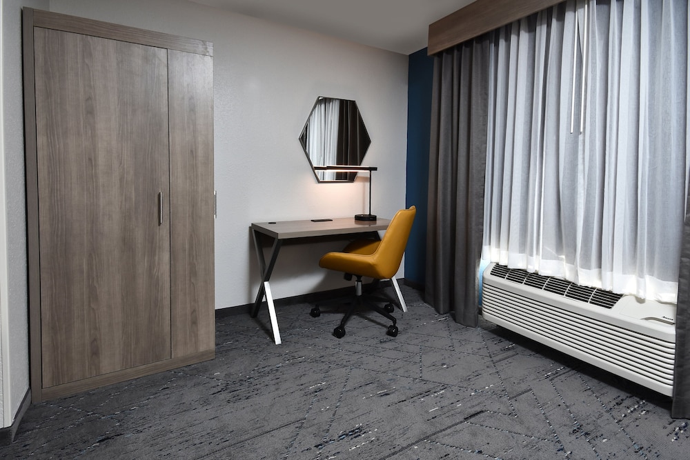 holiday inn express richmond i 64 short pump area by ihg