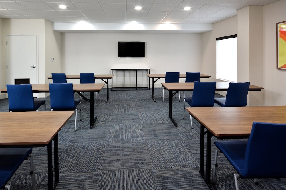 holiday inn express richmond i 64 short pump area by ihg