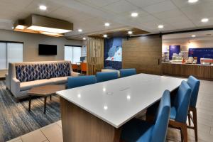 holiday inn express richmond i 64 short pump area by ihg