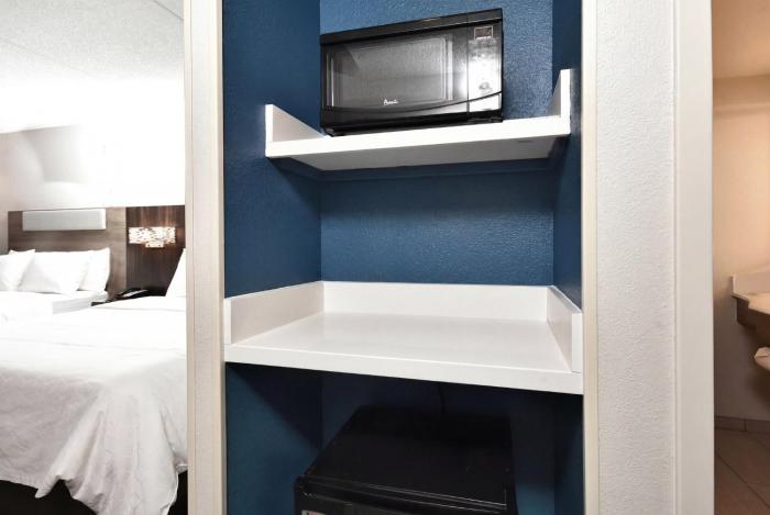 holiday inn express richmond i 64 short pump area by ihg